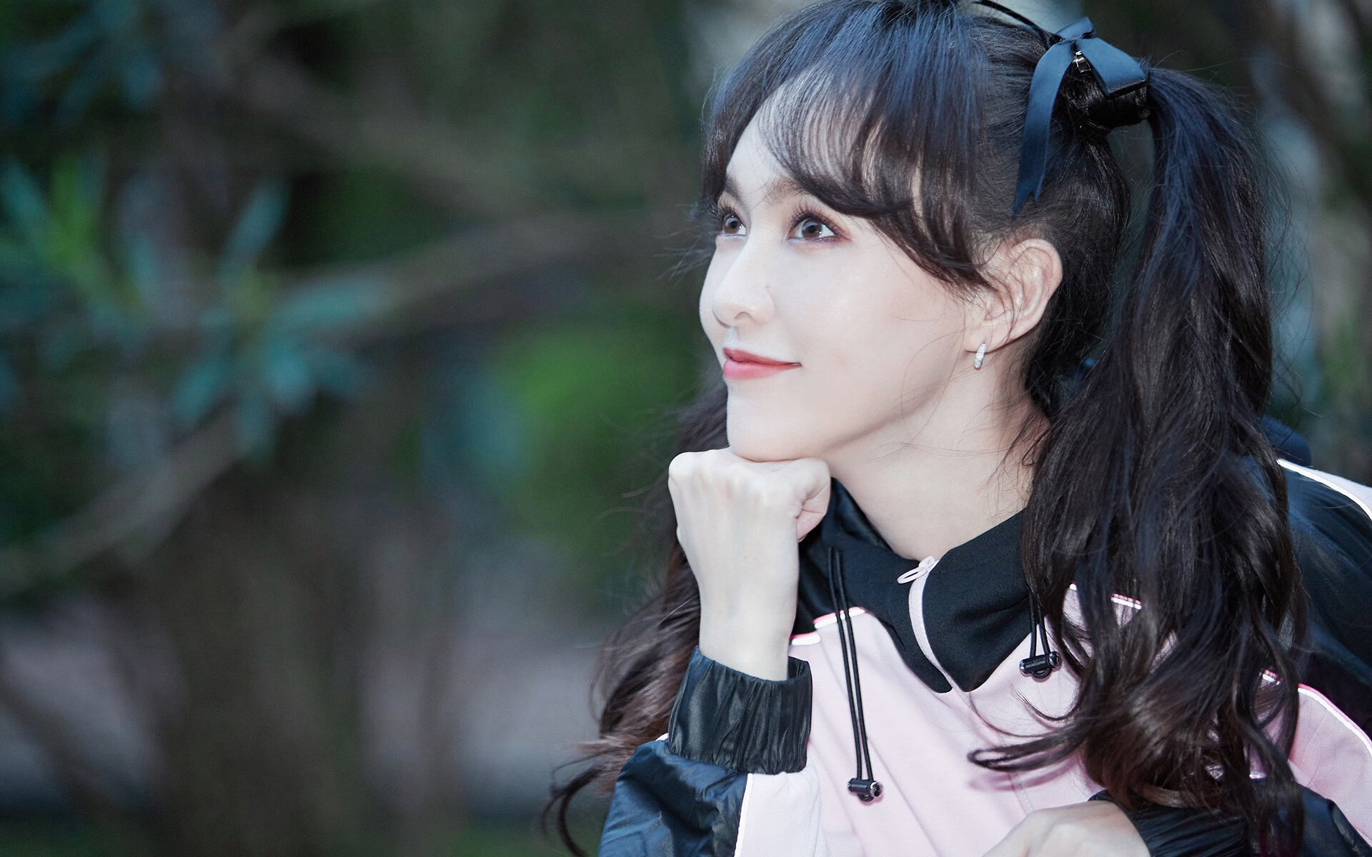 未来篮球:多媒体互动带来前所未有的观赛体验,未来篮球场图片