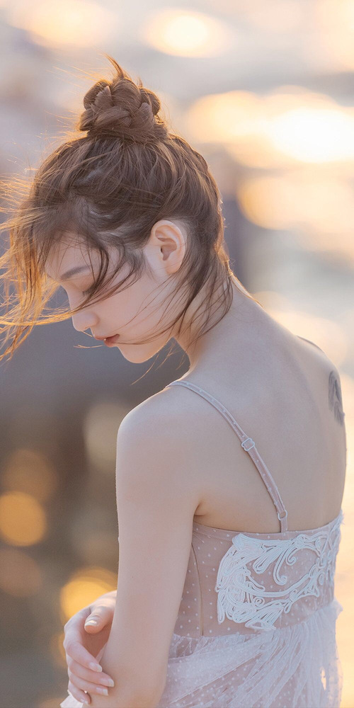 爱游戏多端接入-五大联赛中场能否胜过边路冲击效能，五大联赛主场优势